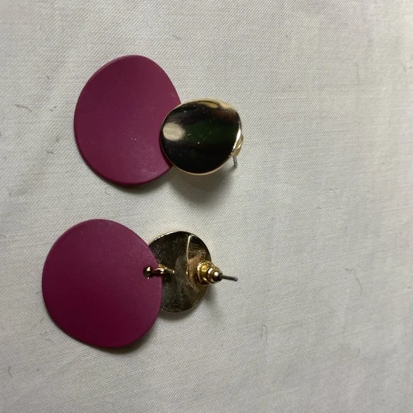2 Elegant Black and Silver Chandelier and Gold and Burgundy Earrings - Picture 4 of 5